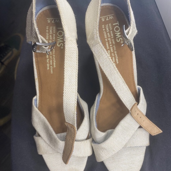 Tom Wedges - Picture 6 of 12